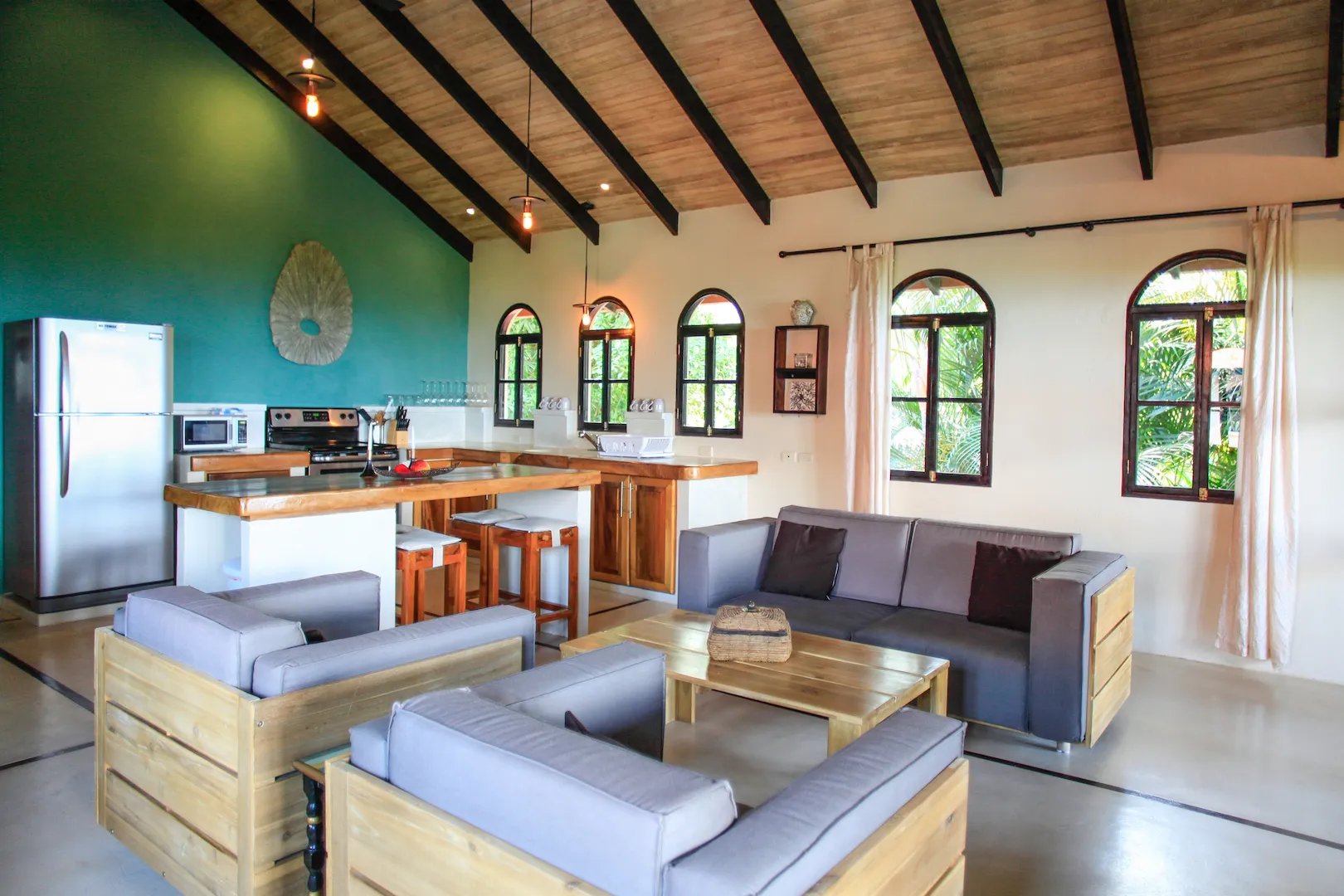 Unique Boutique Hotel in Santa Teresa - image 9