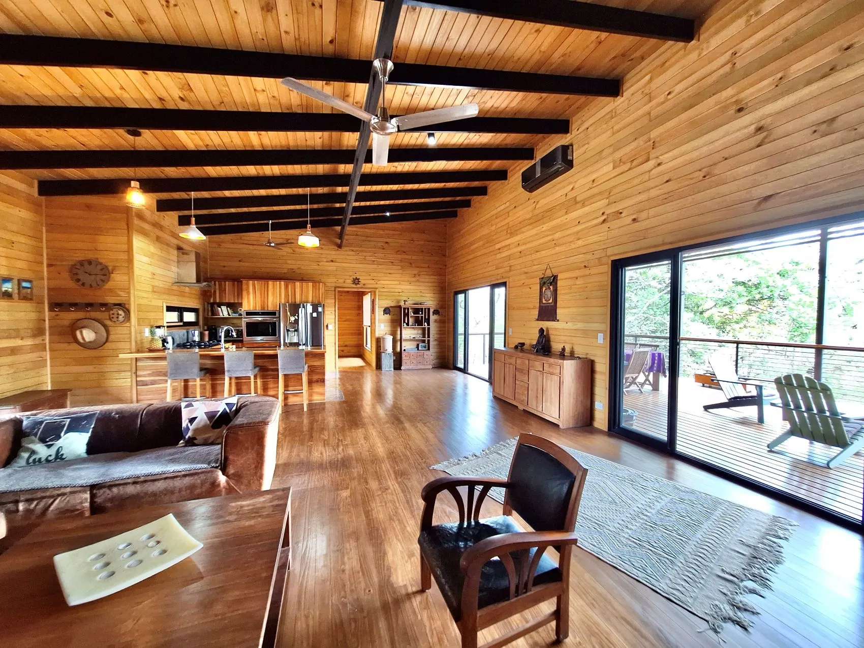 One 4 Bedroom Villa plus One 2 Bedroom Income generating House  Near Santa Teresa - image 6