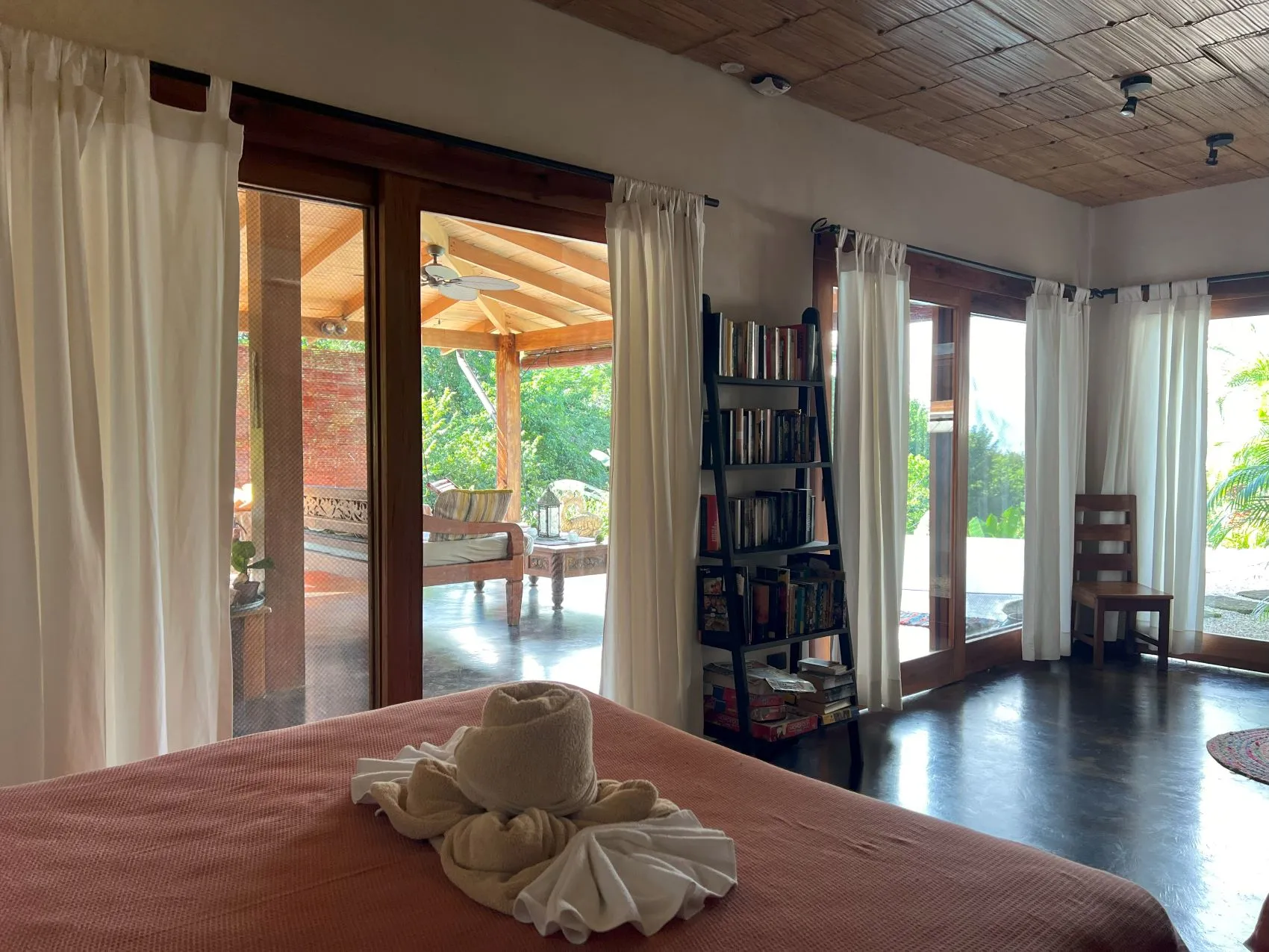 Luxury Santa Teresa Hills Estate: 3 Villas, 1 House, Yoga Deck, 3 Pools – Ocean & Jungle Views” - image 7