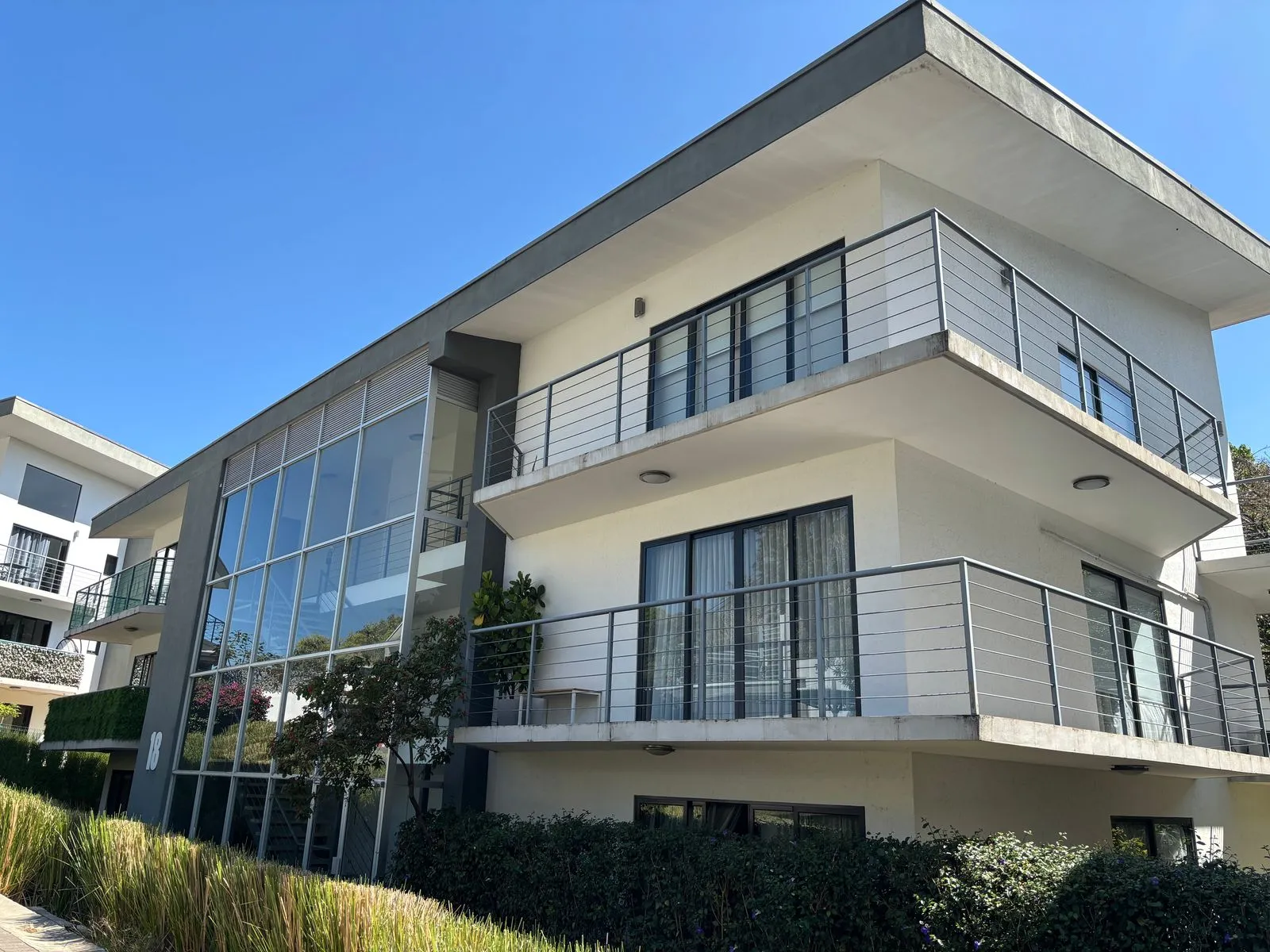 Sale / Apartment in Condominium, Rio Oro, Santa Ana, San Jose - image 1