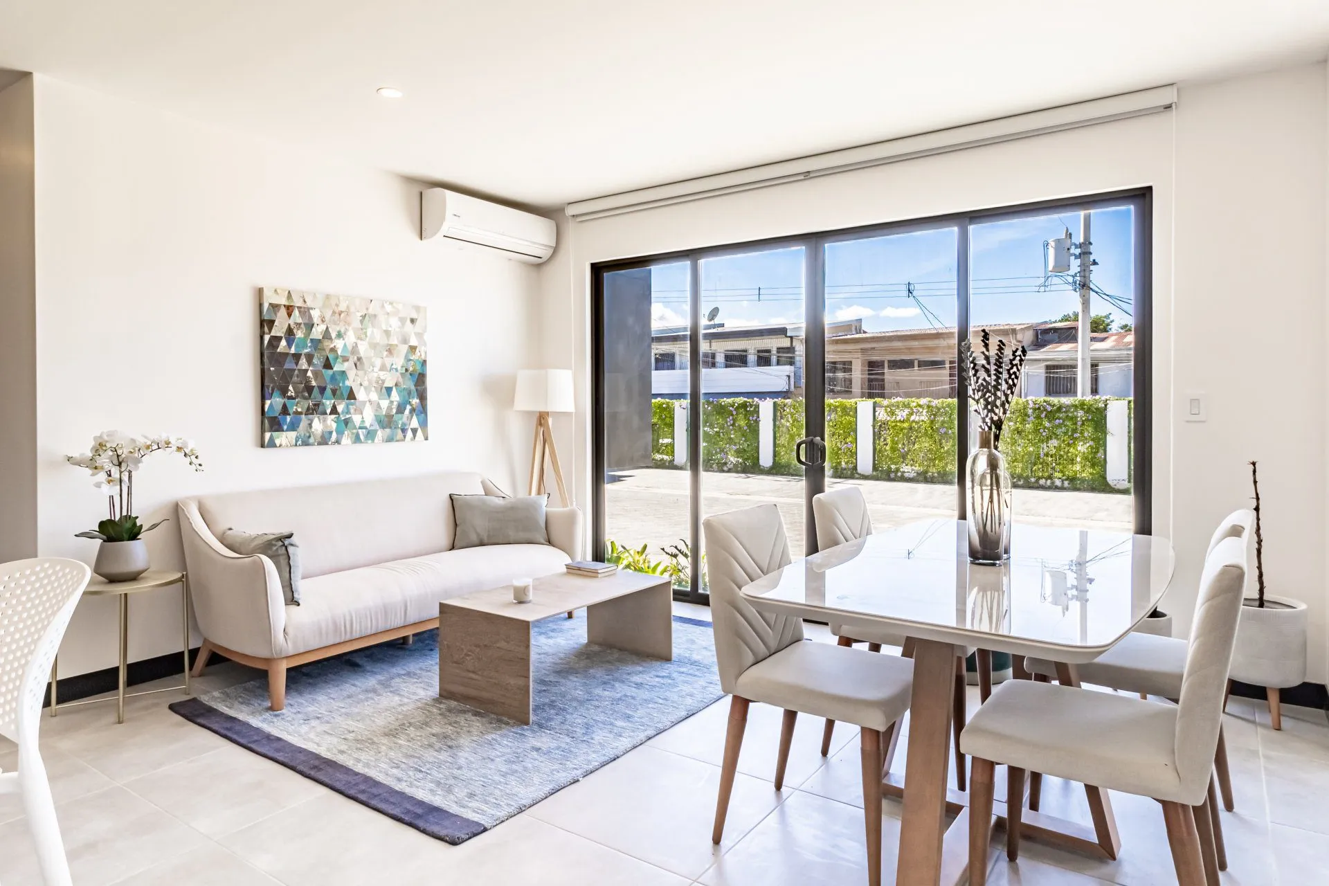 Sale / Beautiful Apartments in Novatriana Condominium, Alajuela - image 14