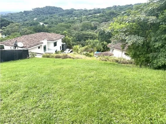 Sale / Impressive Lot in the Cerro Condominium, Ciudad, San Jose - image 8