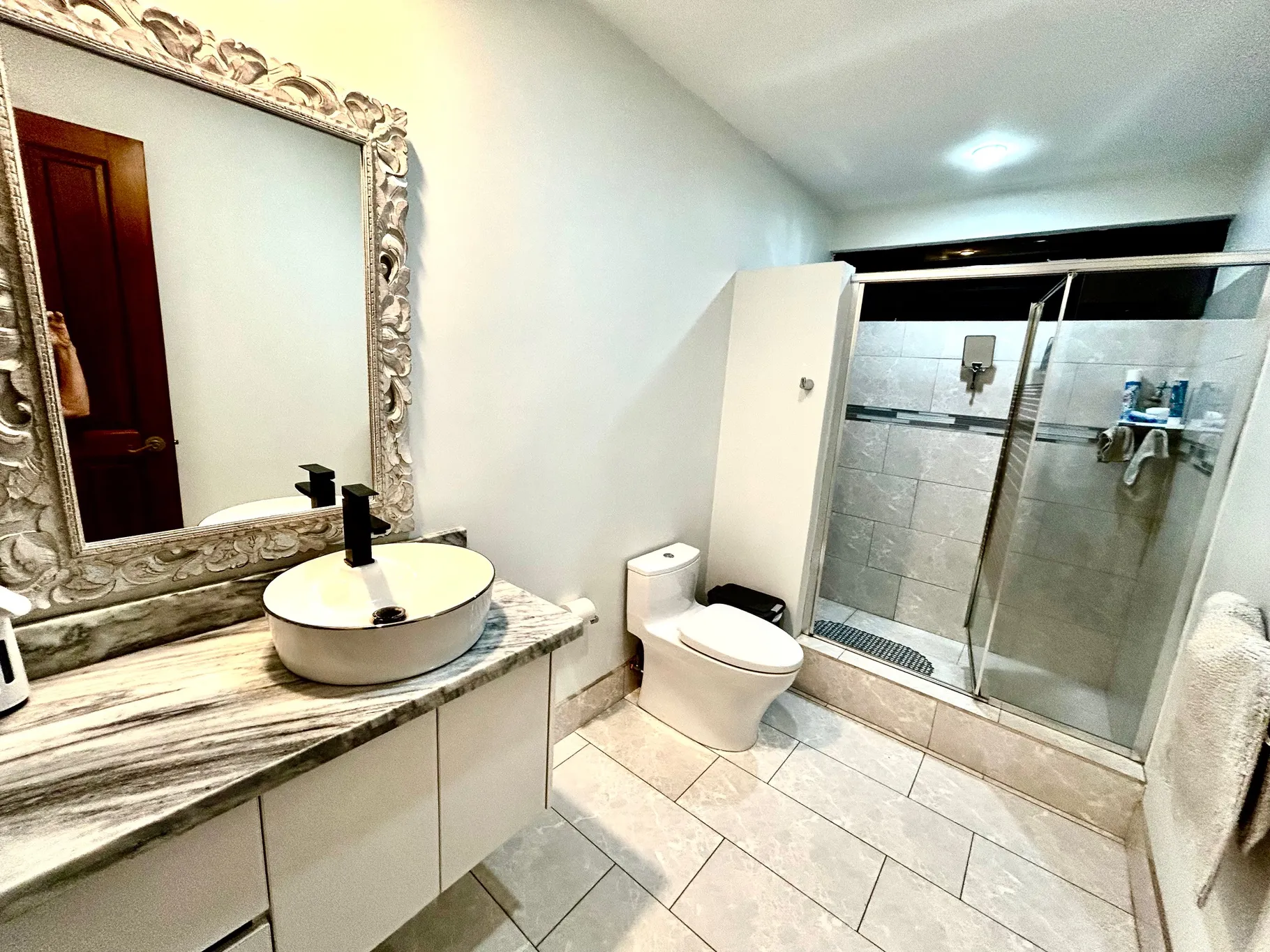 For Sale: Independent House in Trejos Montealegre – Escazú - image 14