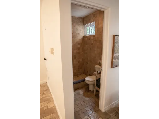 For Sale: Luxury Home Oasis in Escazú - image 4