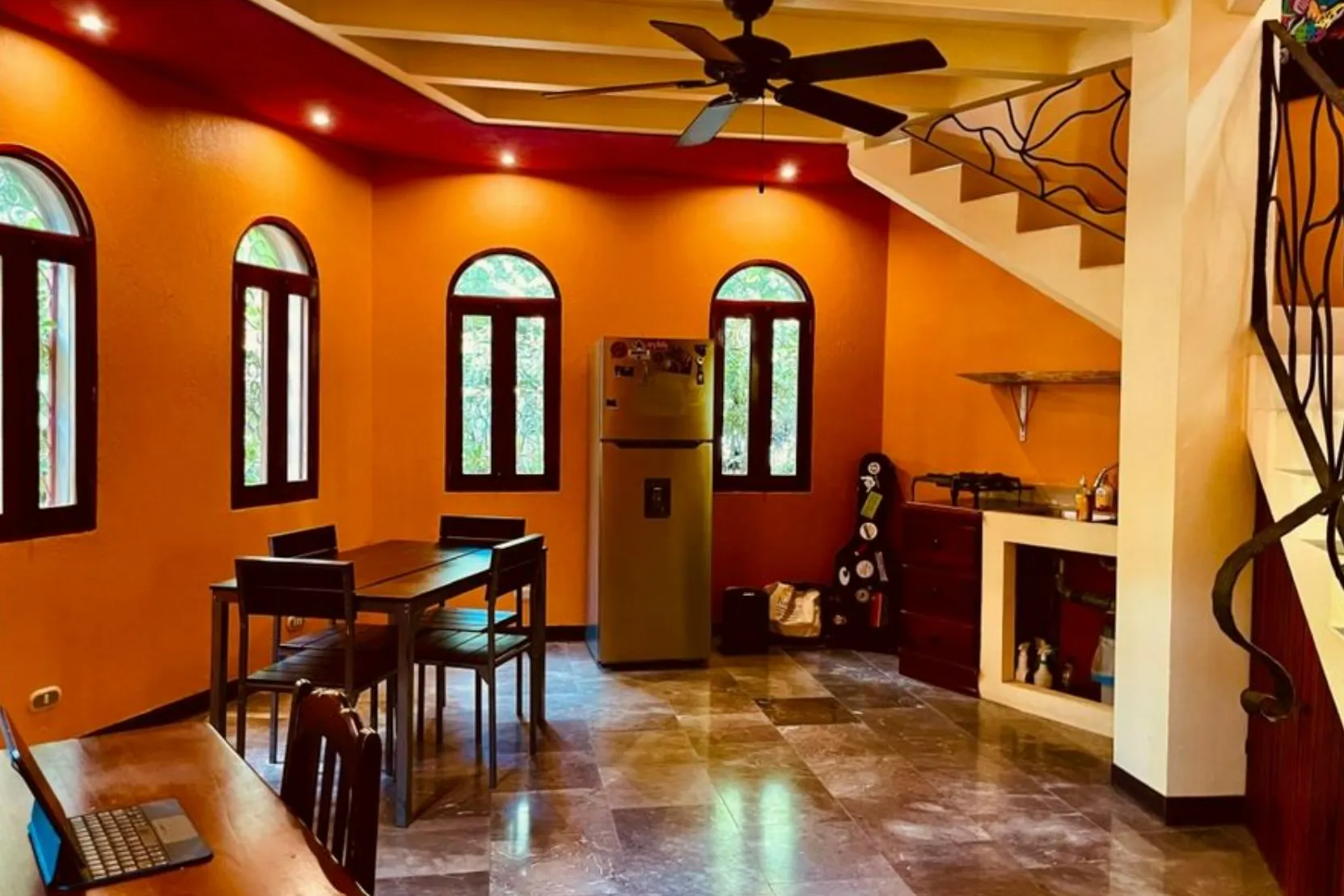 ELEGANT TUSCAN-STYLE HOUSE WITH SWIMMING POOL IN OJOCHAL, COSTA RICA - image 8