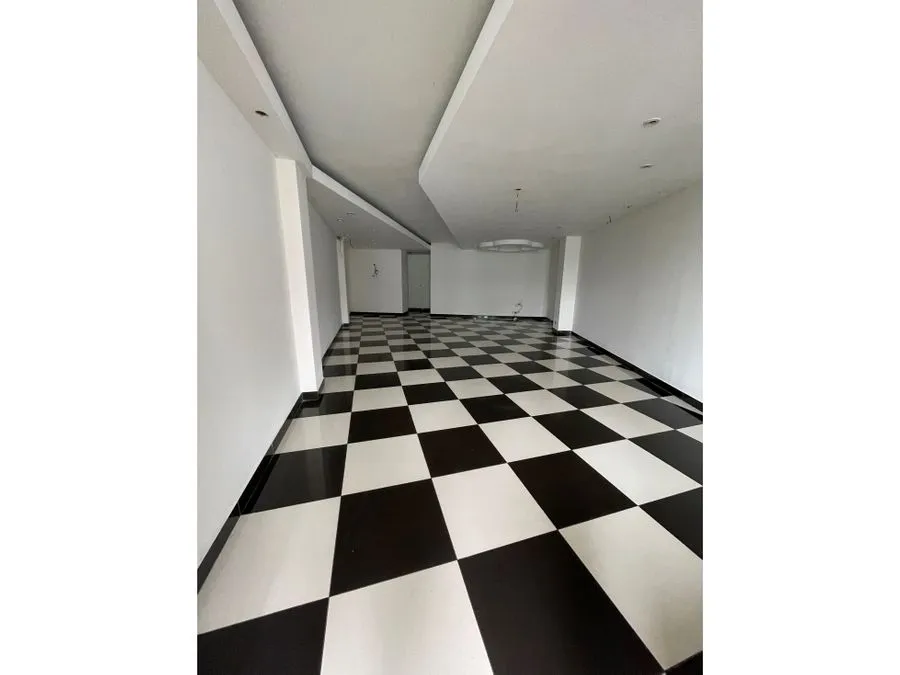 Local comercial en alquiler - image 4