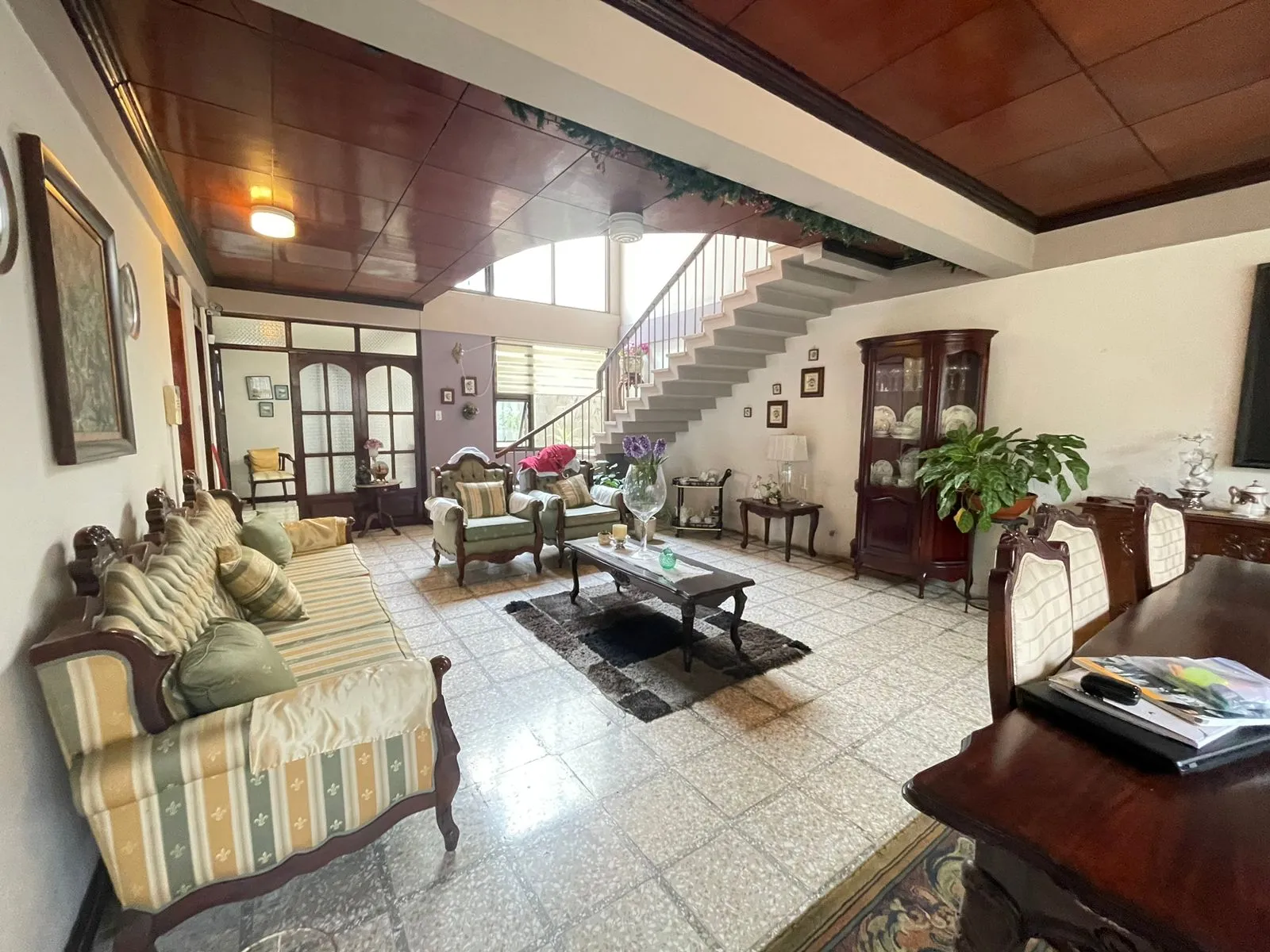 House for Sale in Downtown Alajuela - image 4