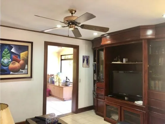 Sale / Very Nice House in Condominium, Lindora, Pozos, Santa Ana, San Jose - image 6