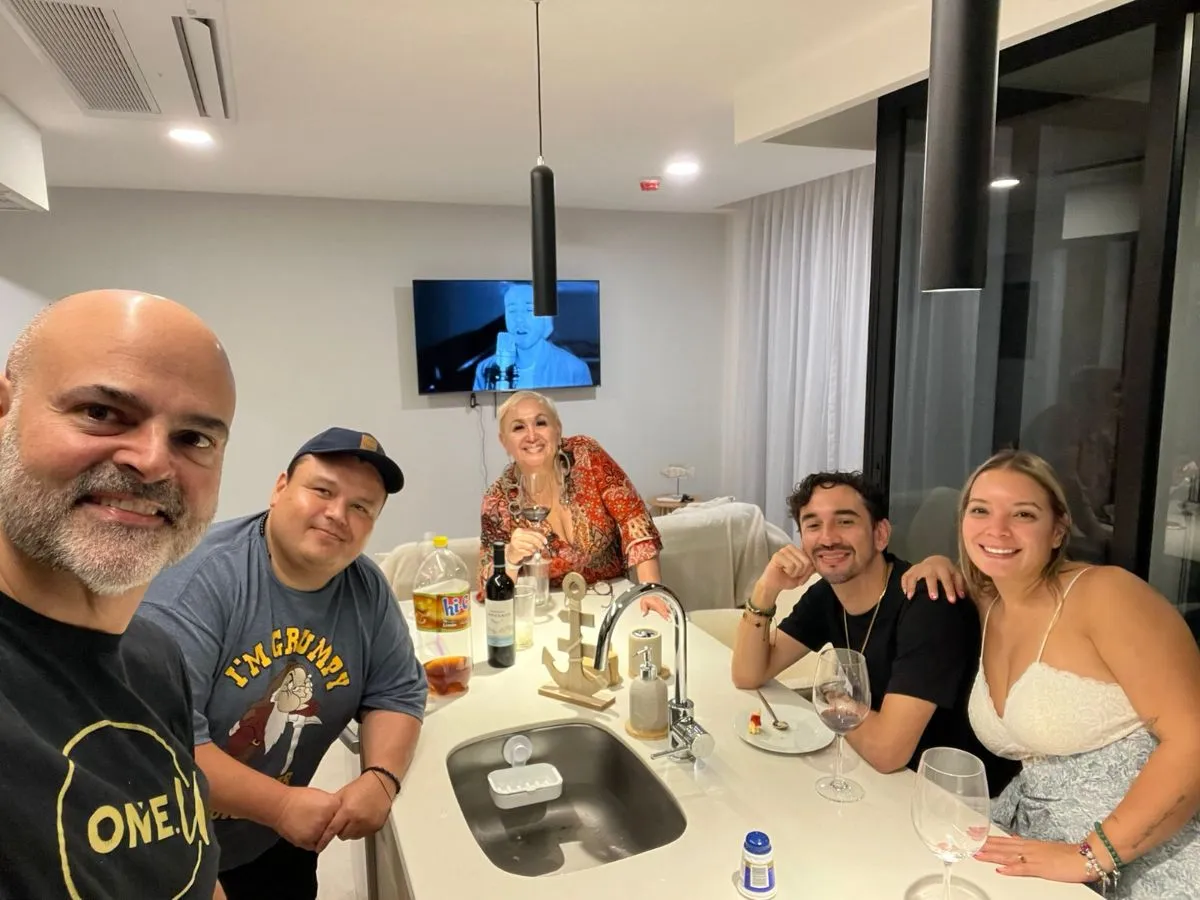 Agent Oscar	Araya gallery image 2