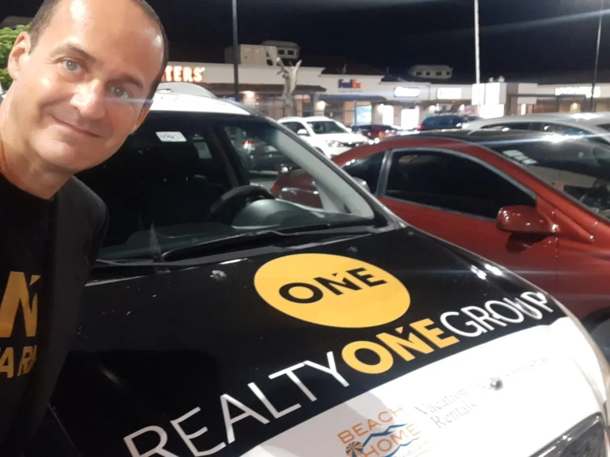 Agent Gabriel E. Rocha Adames gallery image 4