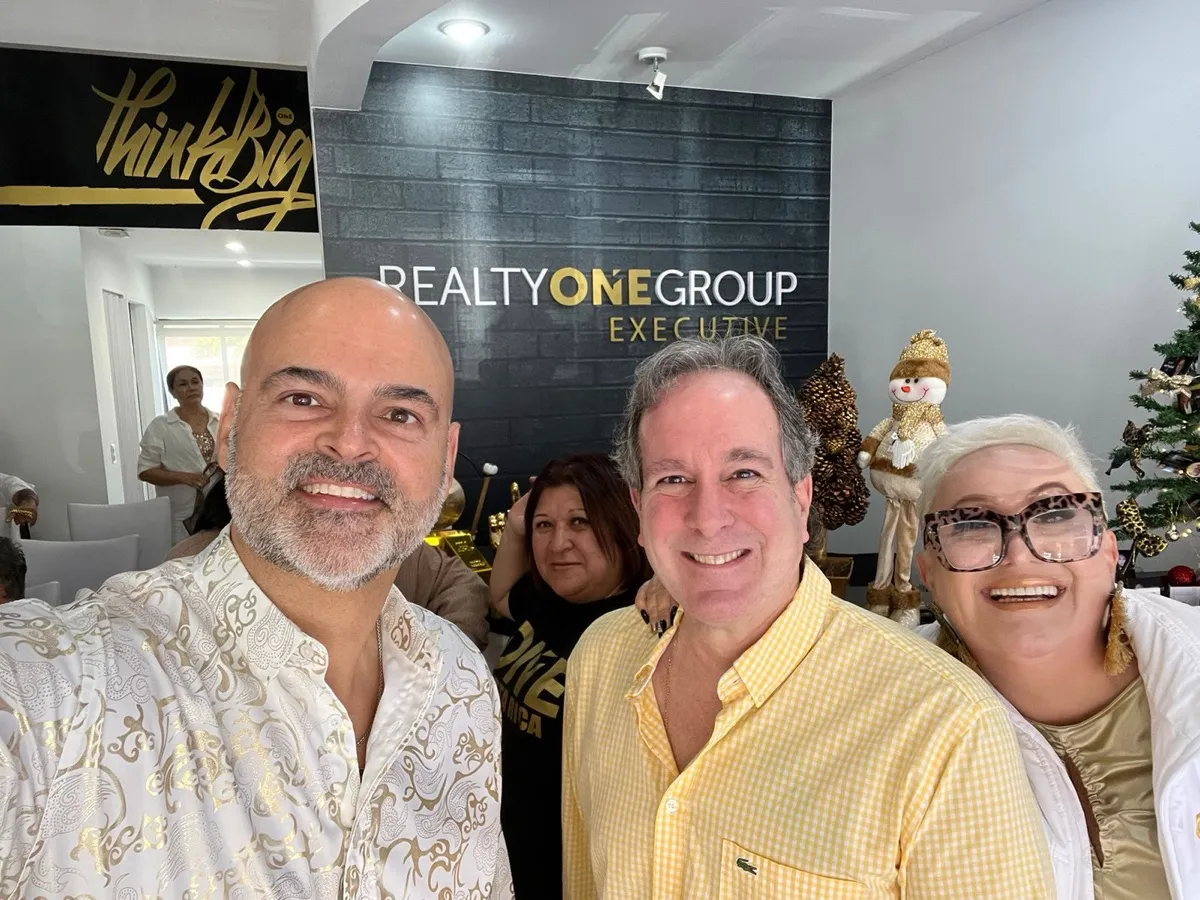 Agent Juan Carlos Capmany gallery image 2