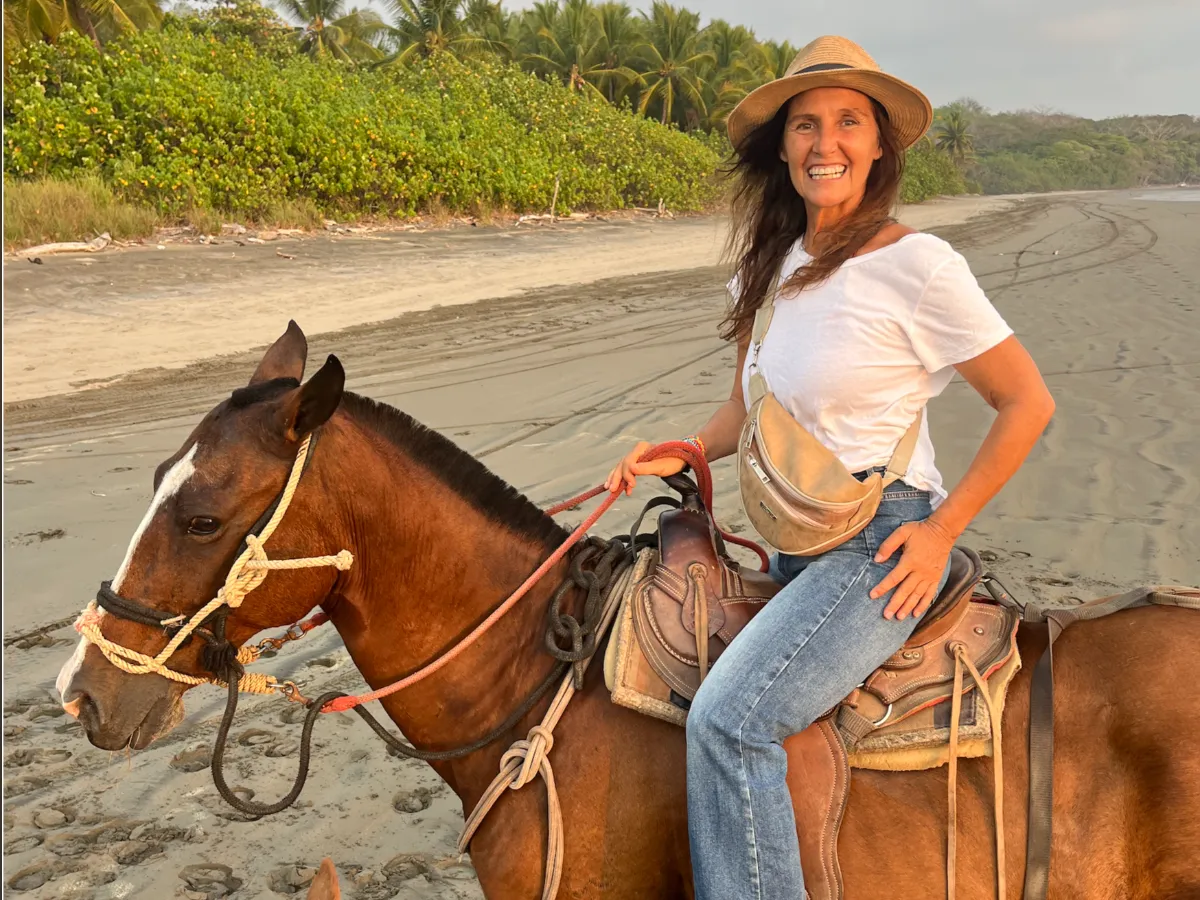 Agent Pia Plant gallery image 3