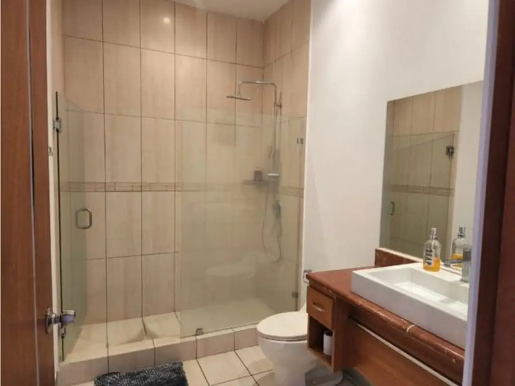 Luxury 3-Bed Penthouse with City Views in Escazú - image 15