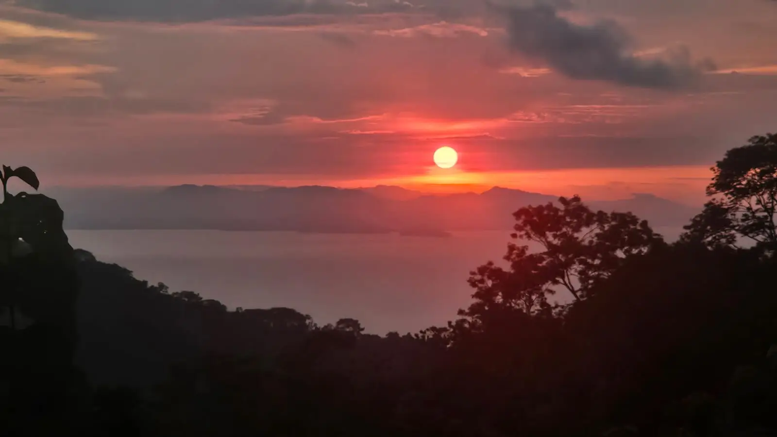 Mountain Home with Panoramic Ocean & Mountain Views in Tarcolitos, Puntarenas - image 2