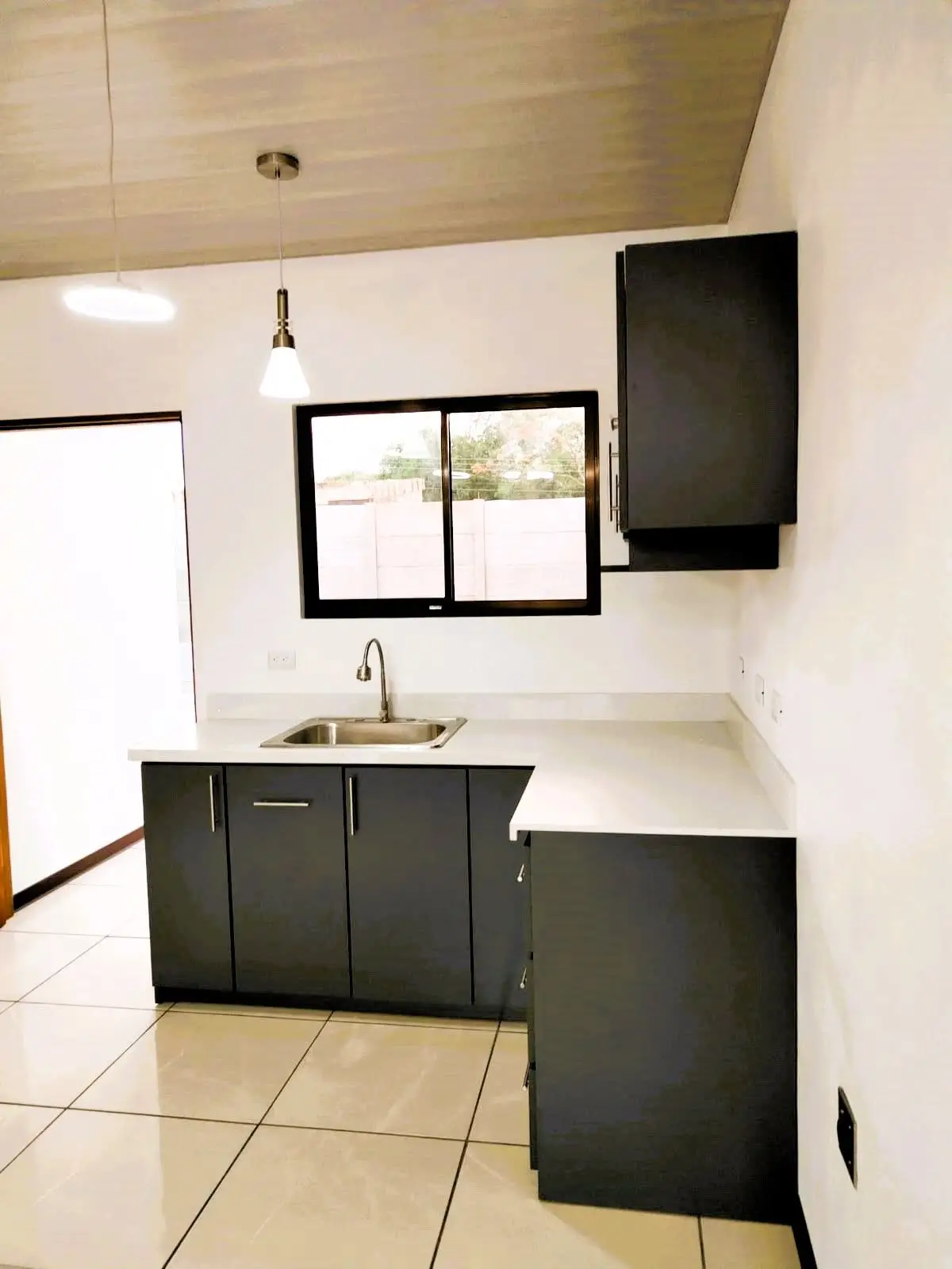 HOUSE FOR SALE IN PALMARES, ALAJUELA - image 5