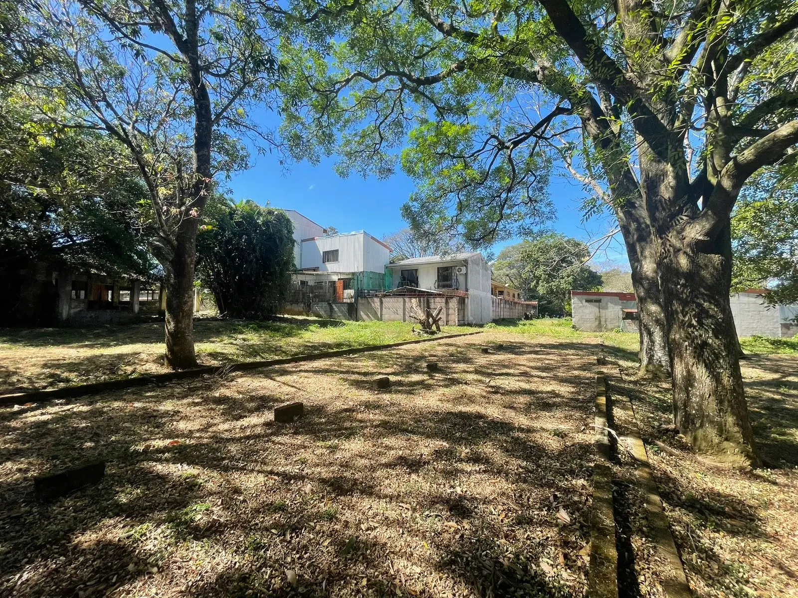 For Sale: large lot in Ciudad Colon  - image 5