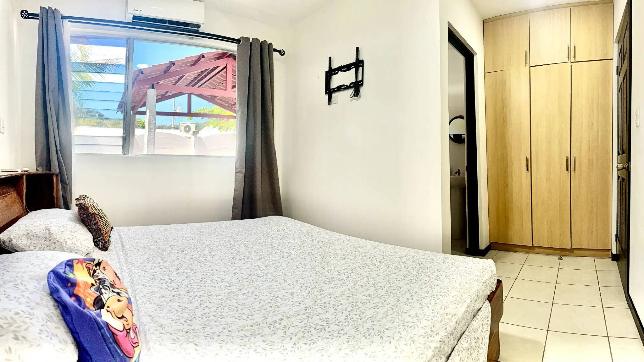 Inviting 3-Bedroom Home in Gated Herradura Community with Resort-Style Amenities - image 14