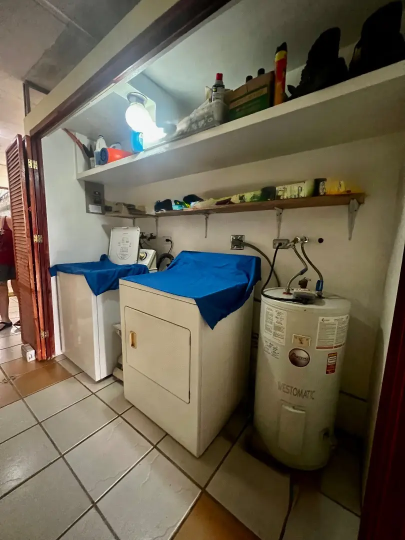 House in La Garita, 4 bedrooms, 4 bathrooms  - image 7