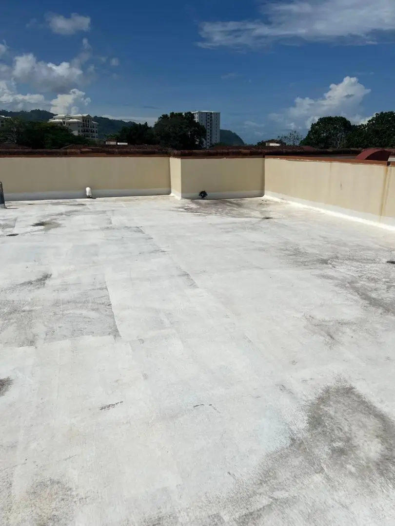  3-Bedroom Penthouse in Secure Jacó Gated Community, Costa Rica - image 9
