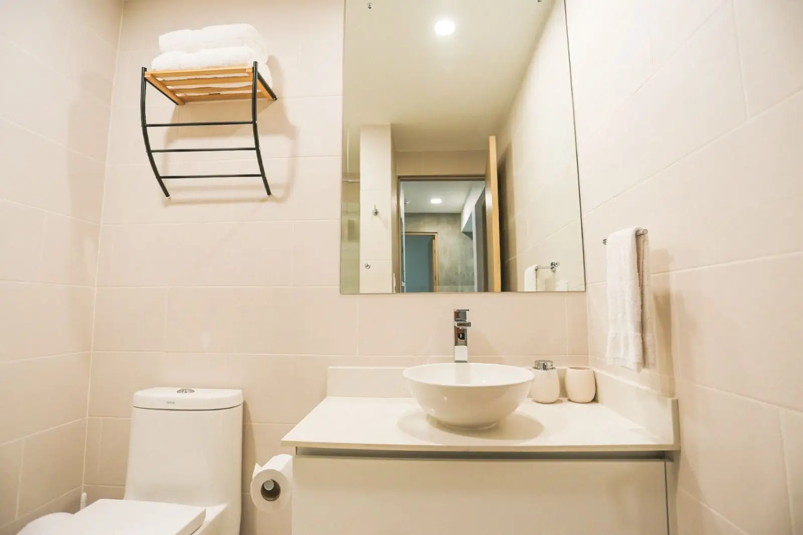 Brand new 2-Bed Condo in Jacó Beach  - image 5