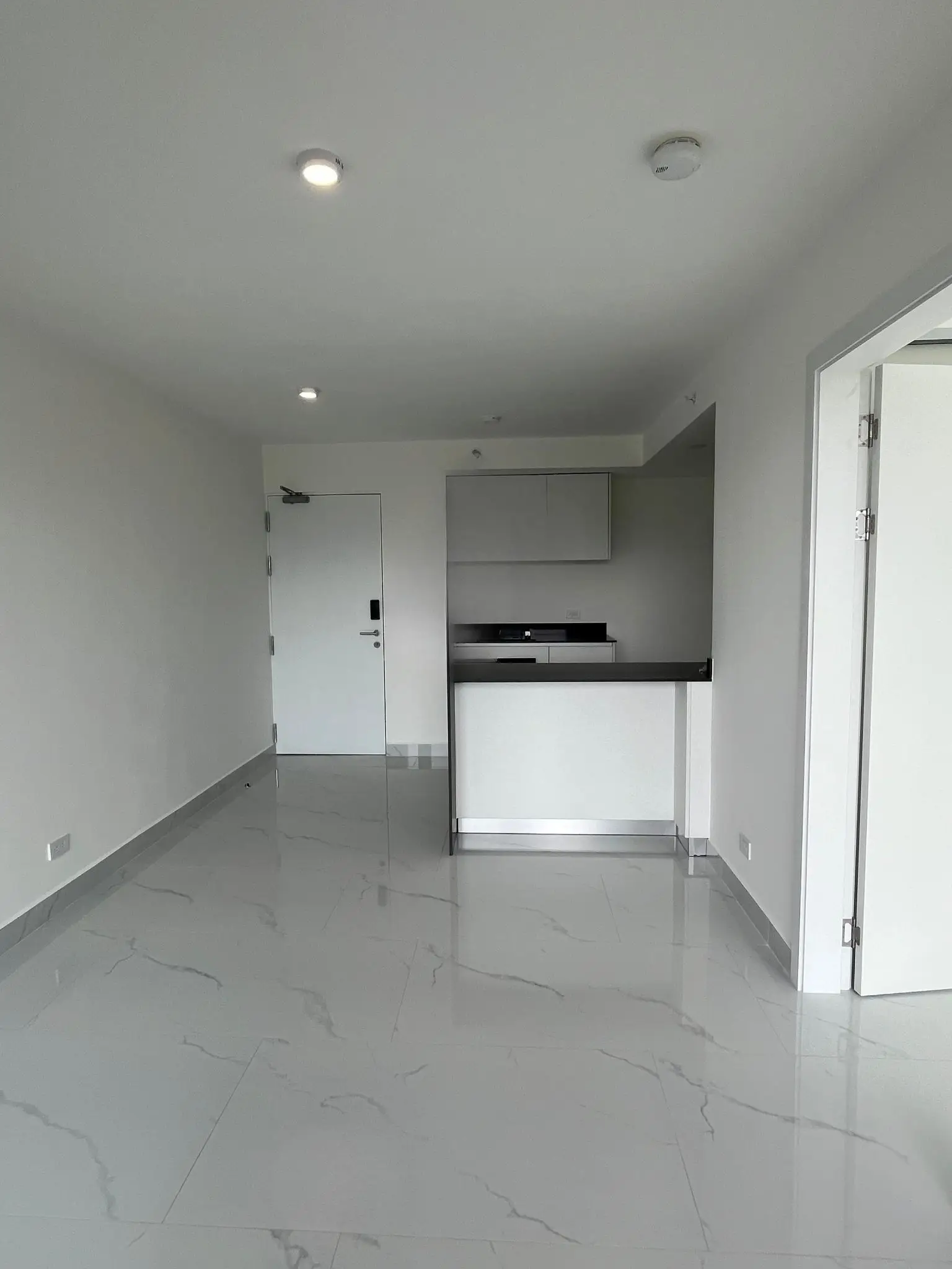 New Modern 1-Bedroom Apartment in Pavas, San José | - image 9