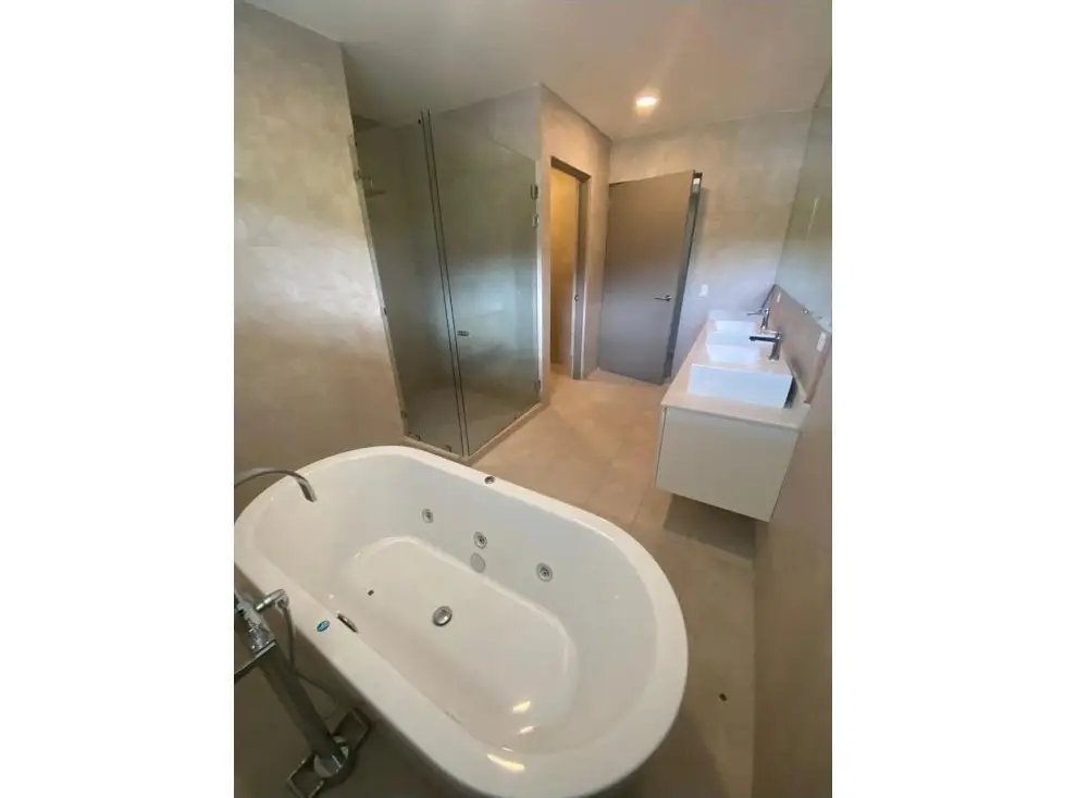 Amazing Penthouse in Escazu with city views - image 4