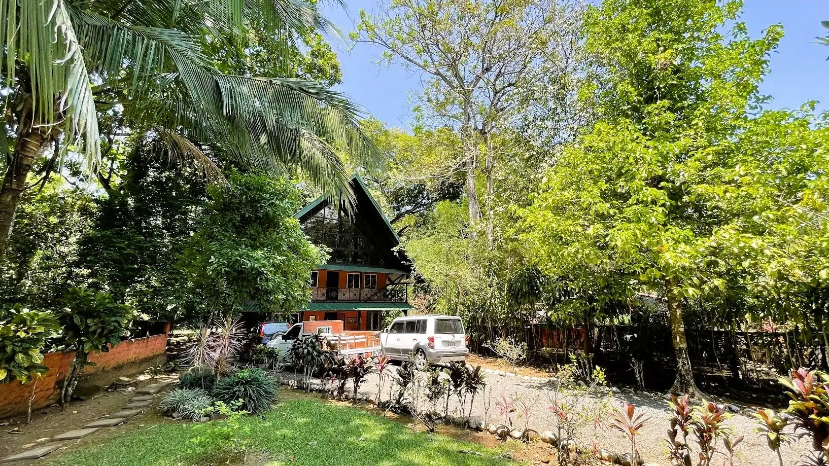 HOUSE WITH A POOL FOR SALE IN SAN MATEO, ALAJUELA - image 6
