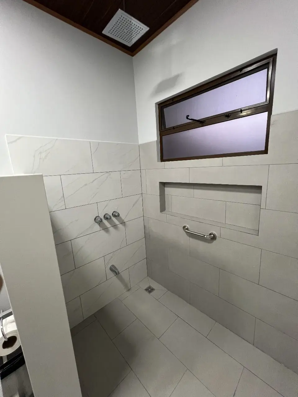 Brand New Modern Home in Grecia, Alajuela: Private Pool & Hot Tub Oasis - image 13