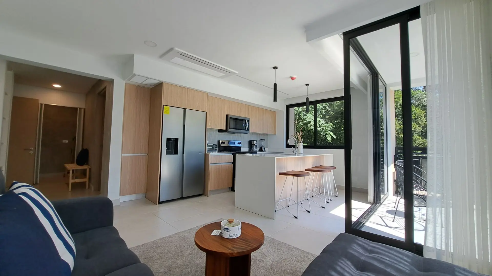 Torres del Mar 1302 New Jacó Condo: 2 Bed, Steps to Beach, Modern Design - image 7