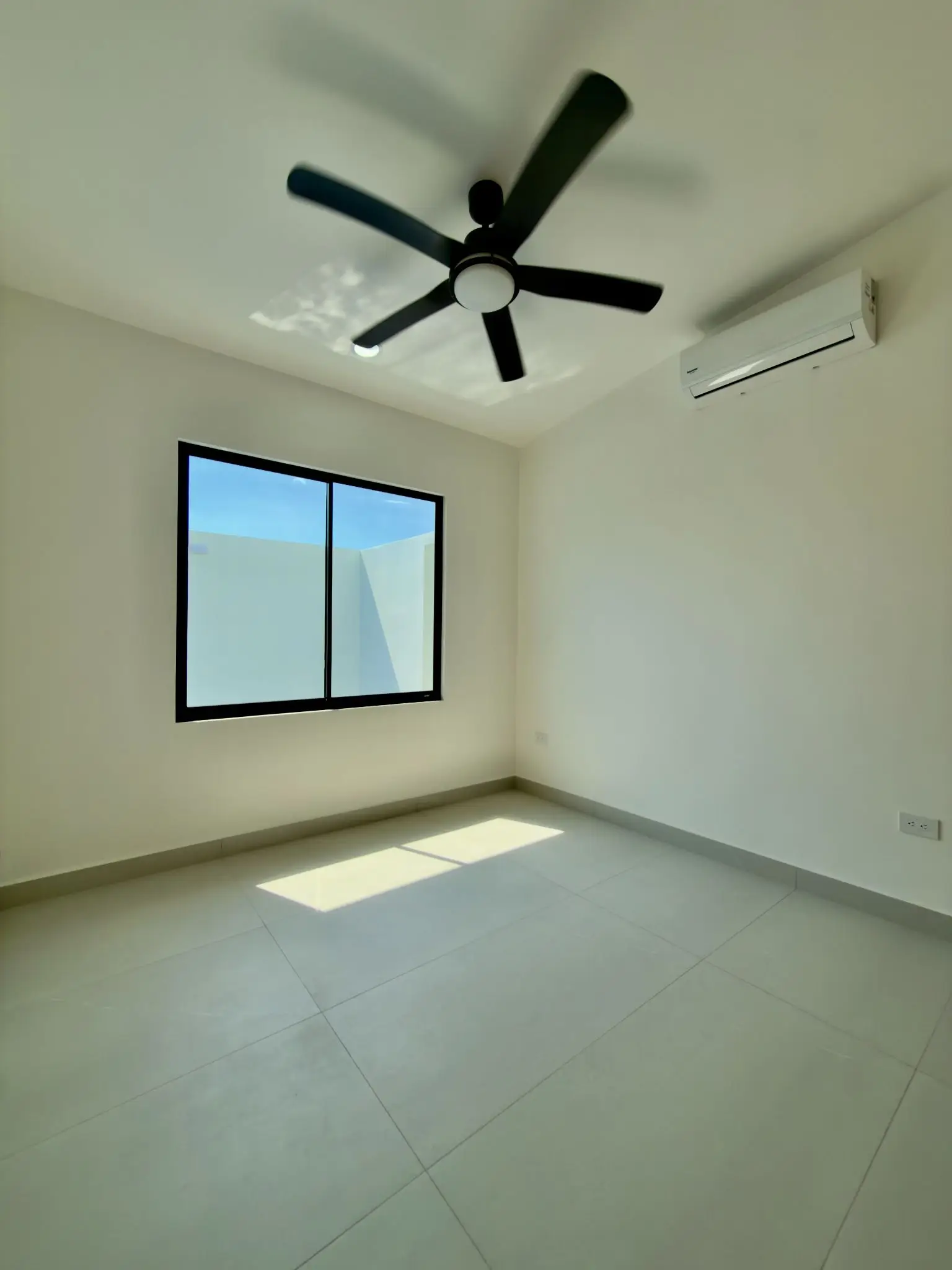 Beautiful property in the Arenas Residential Complex. - image 15