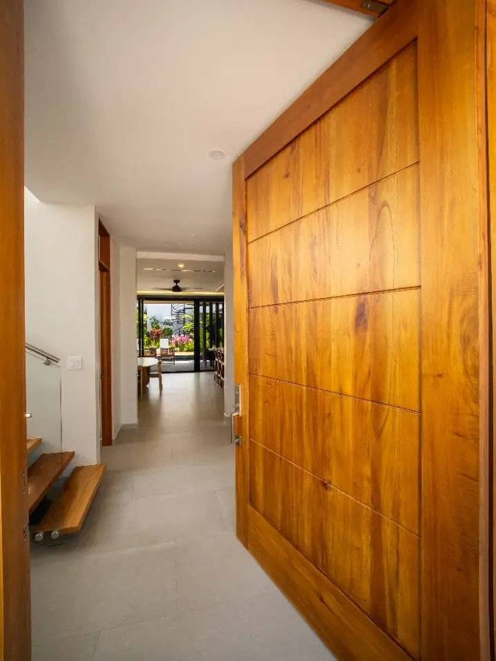 Luxury 5-Bedroom Home in Jacó, Costa Rica - image 7