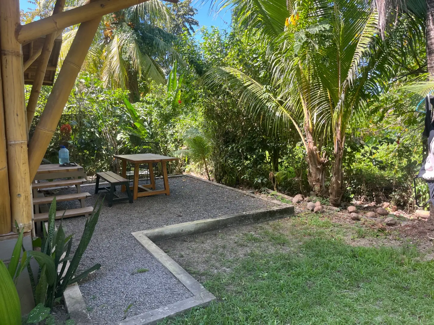 Playa Hermosa 400m2 property - Walk to the beach - Prime location  - image 8