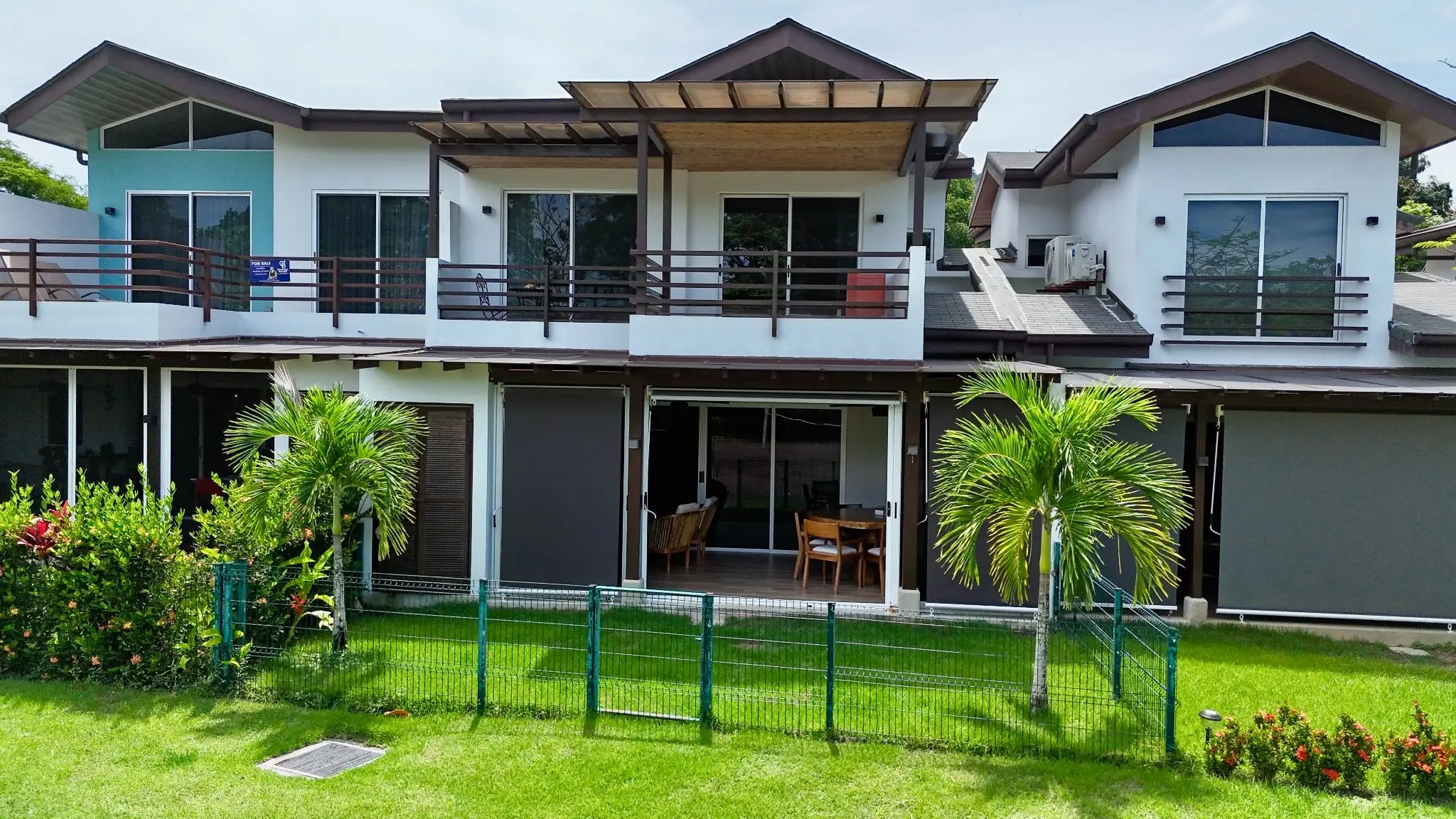 Modern Luxury Home in Jacó’s Premier Gated Community - image 3