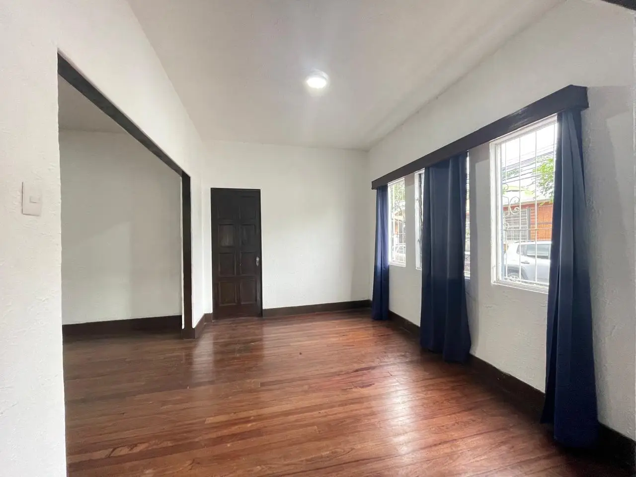 Alquiler Local Comercial Bo. Escalante - image 6