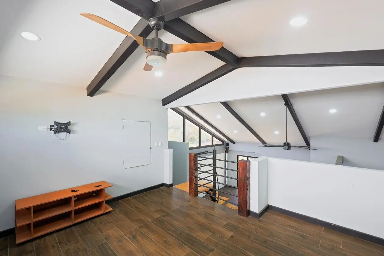 Stunning New 2-Bed, 2-Bath Modern House in La Garita, Alajuela, Built 2022 - image 10