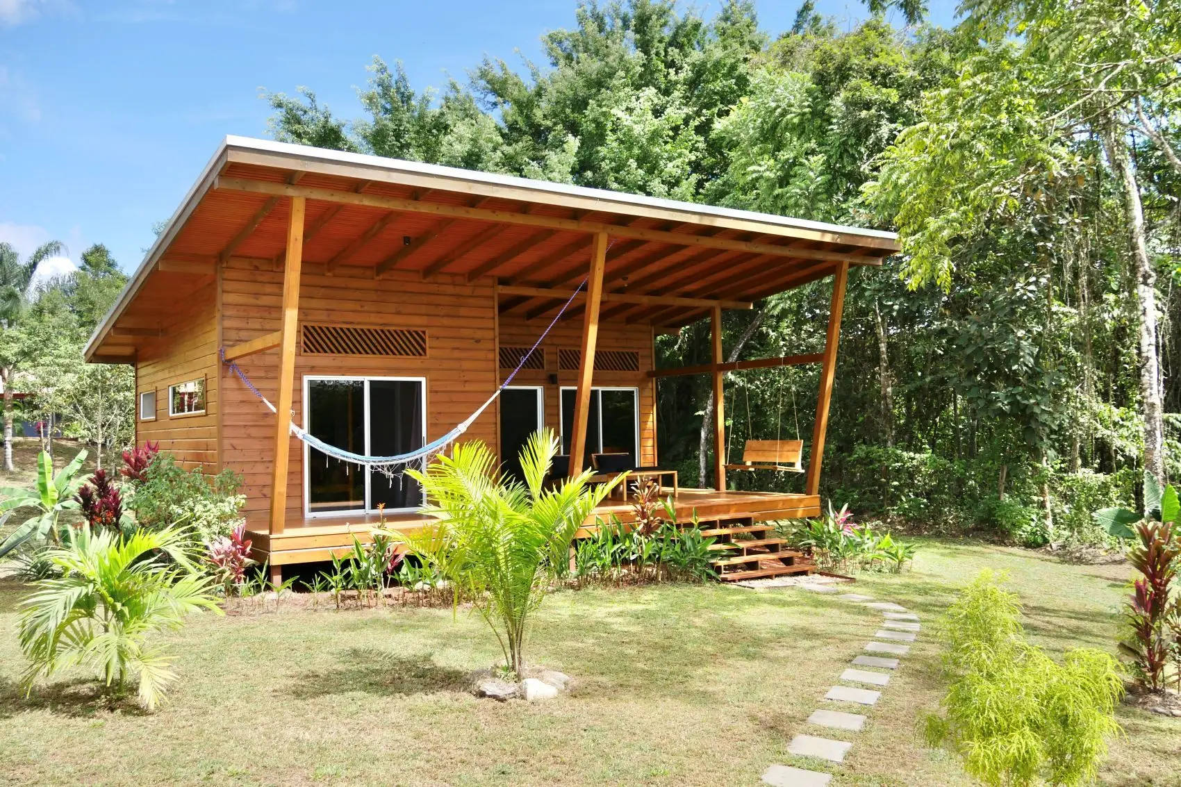 Charming Tropical Bungalows with Pool in San Isidro – Excellent Rental Opportunity - image 4