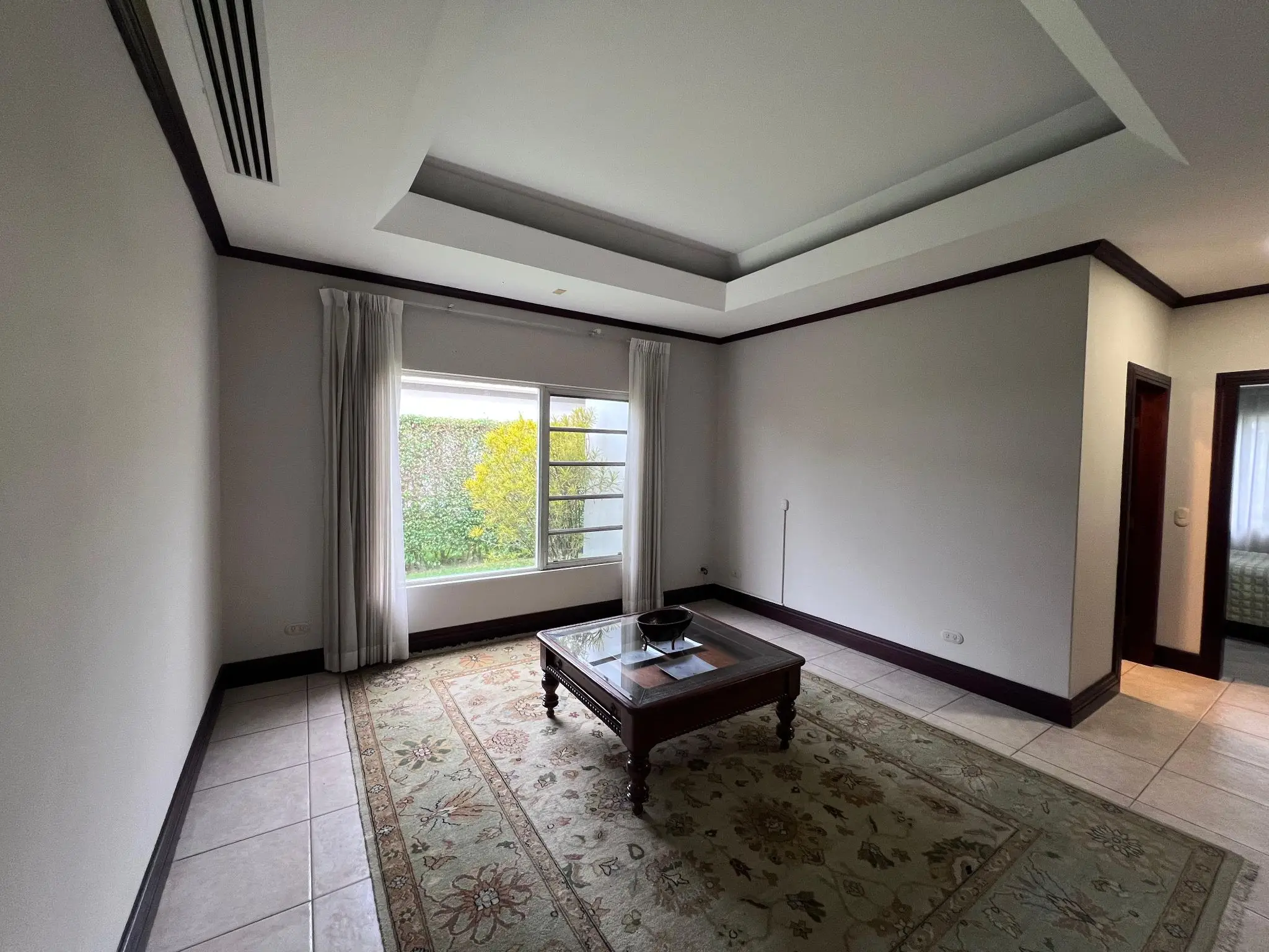 Luxury Home in Bosques de Lindora, Santa Ana - image 9