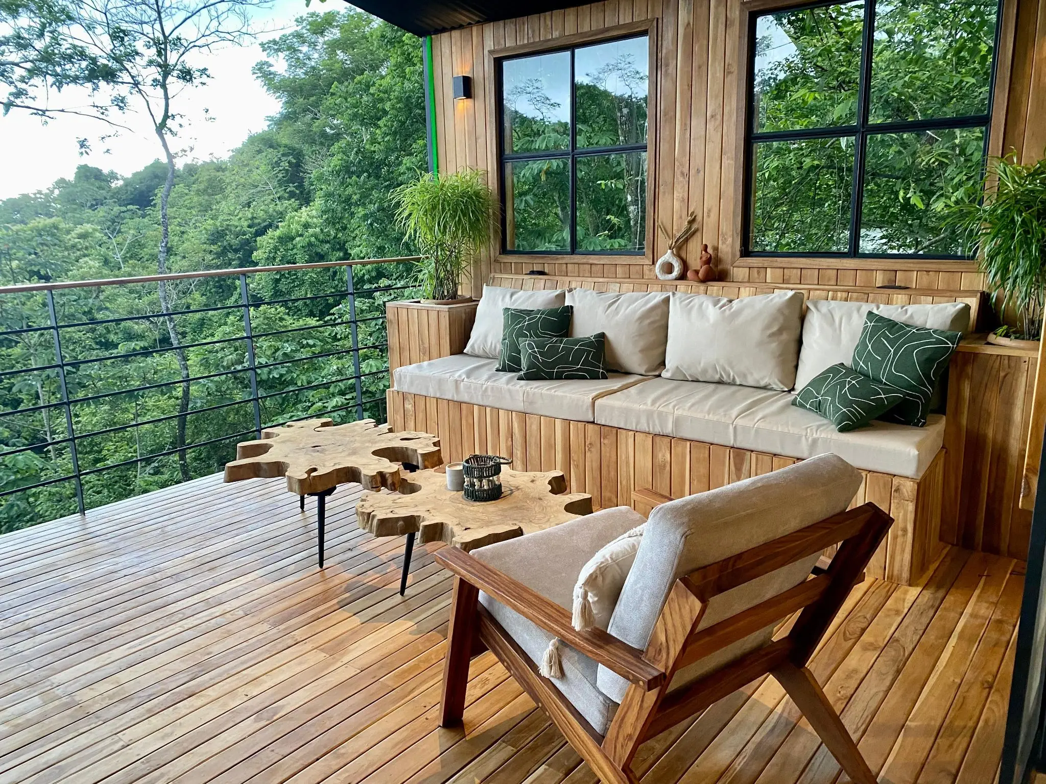 Brand New Modern 2 Bedroom Home in Santiago  Minutes from Hermosa Beach, Beautifully Designed  - image 2