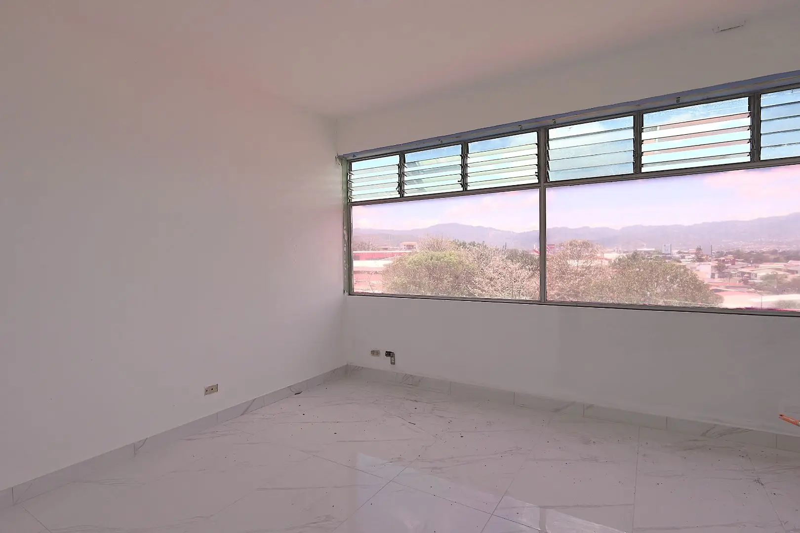 Oficina en Alquiler – Barrio Córdoba.  - image 10