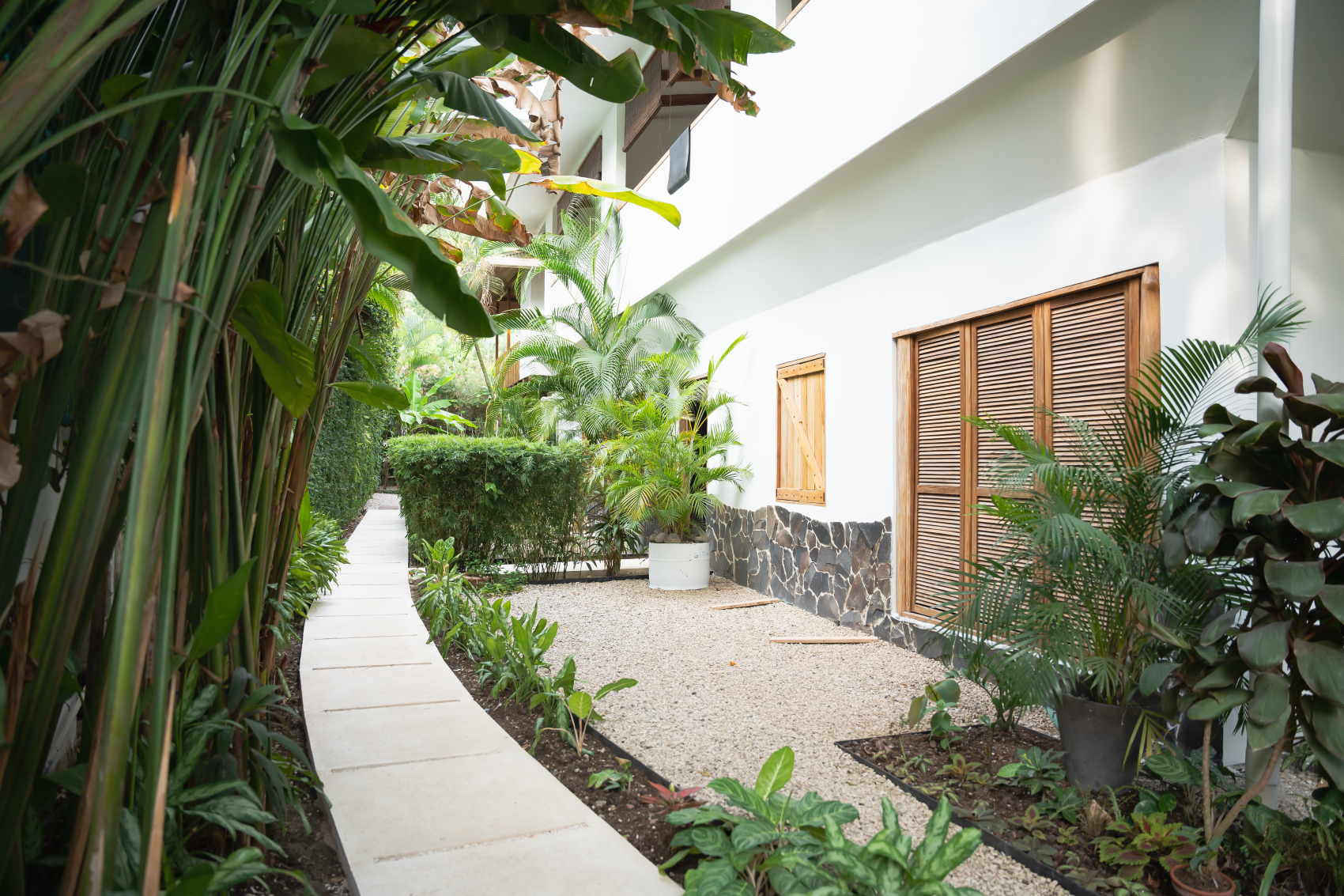 Turnkey Apartment Investment in Prime Santa Teresa Location – Just Steps from the Beach and Surf - image 14