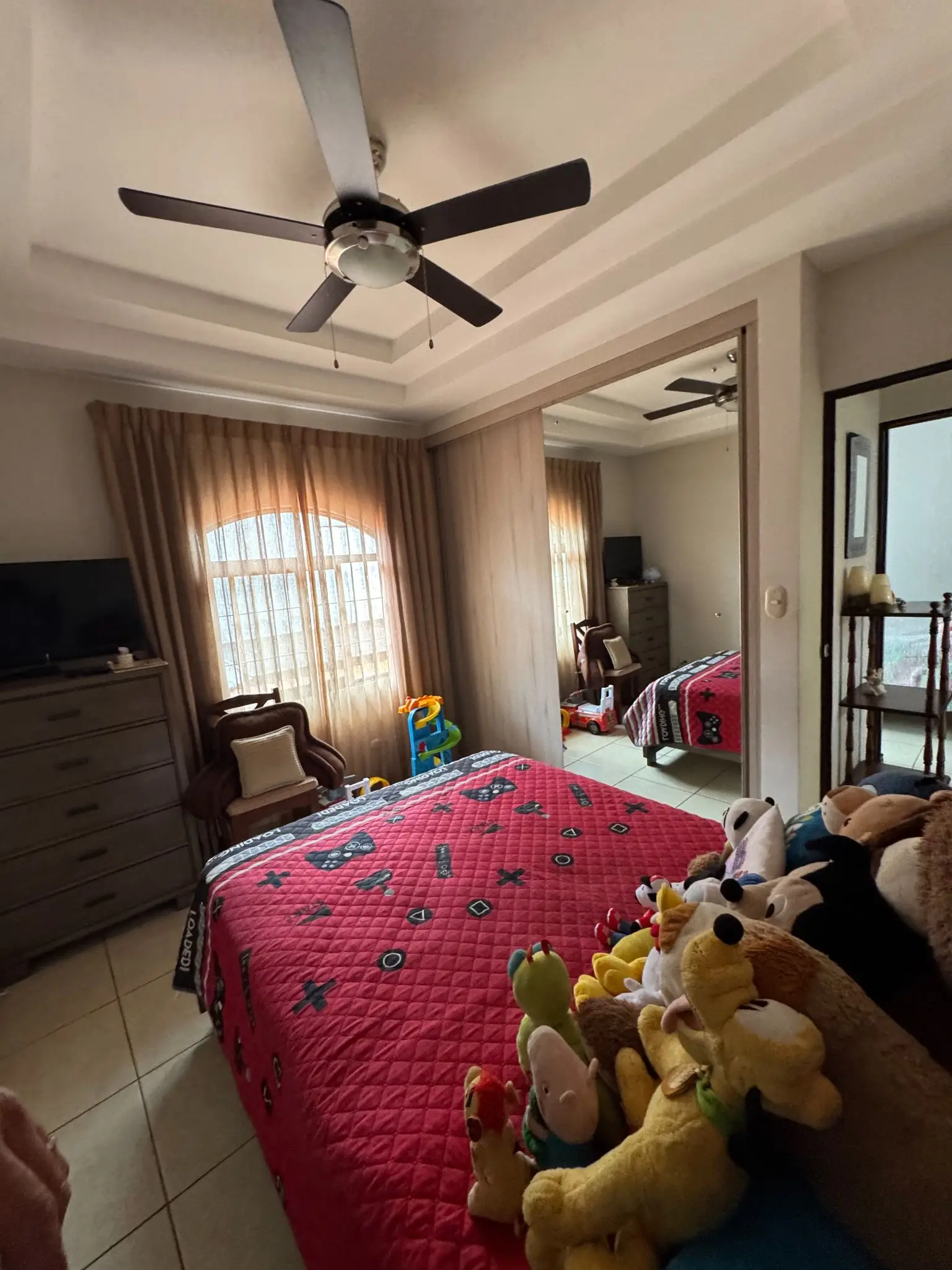 Sale / Spacious and comfortable home in a gated community - image 11