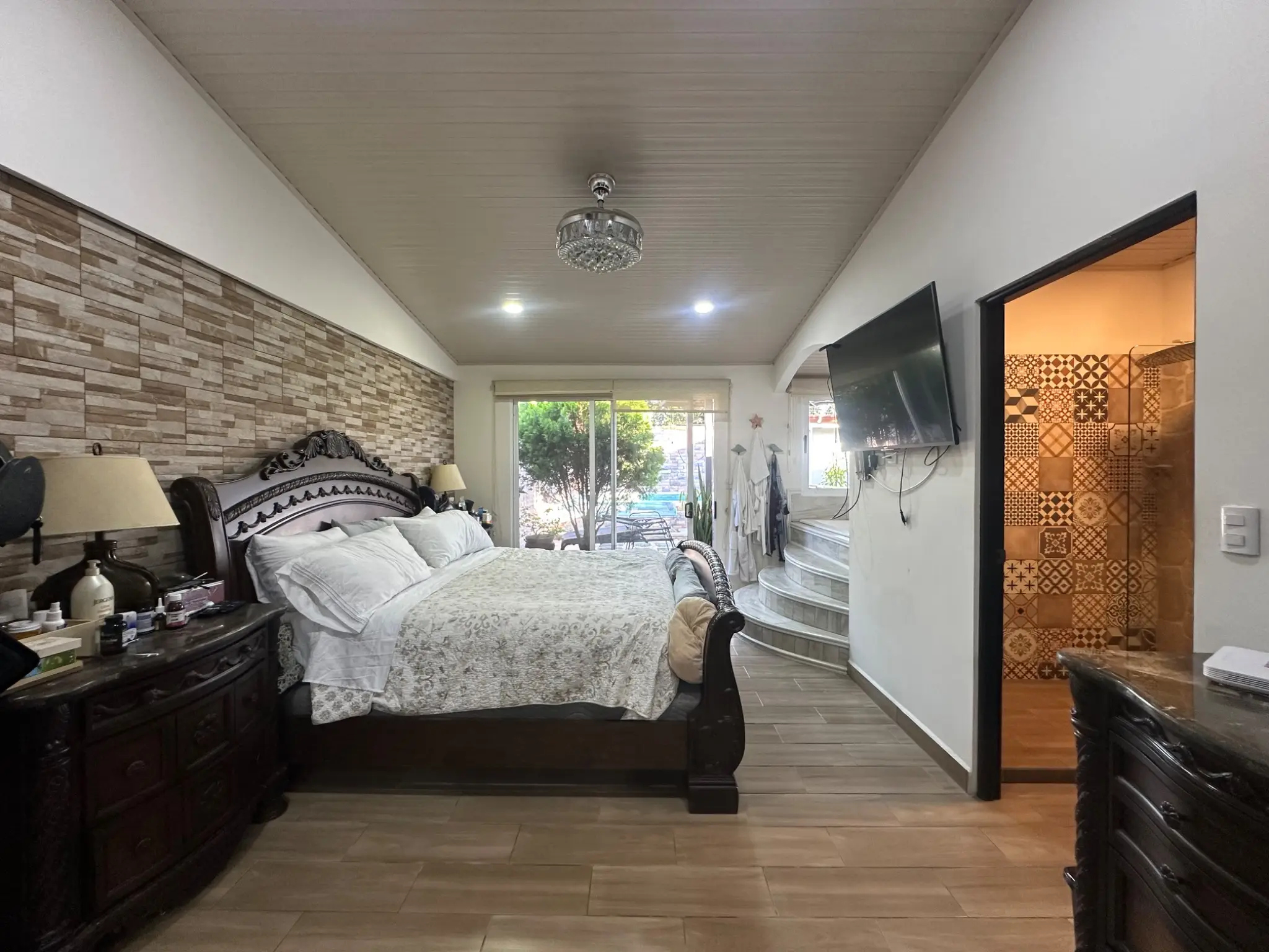 Modern Tropical Oasis with Private Pool in Jacó Sol, Costa Rica - image 4