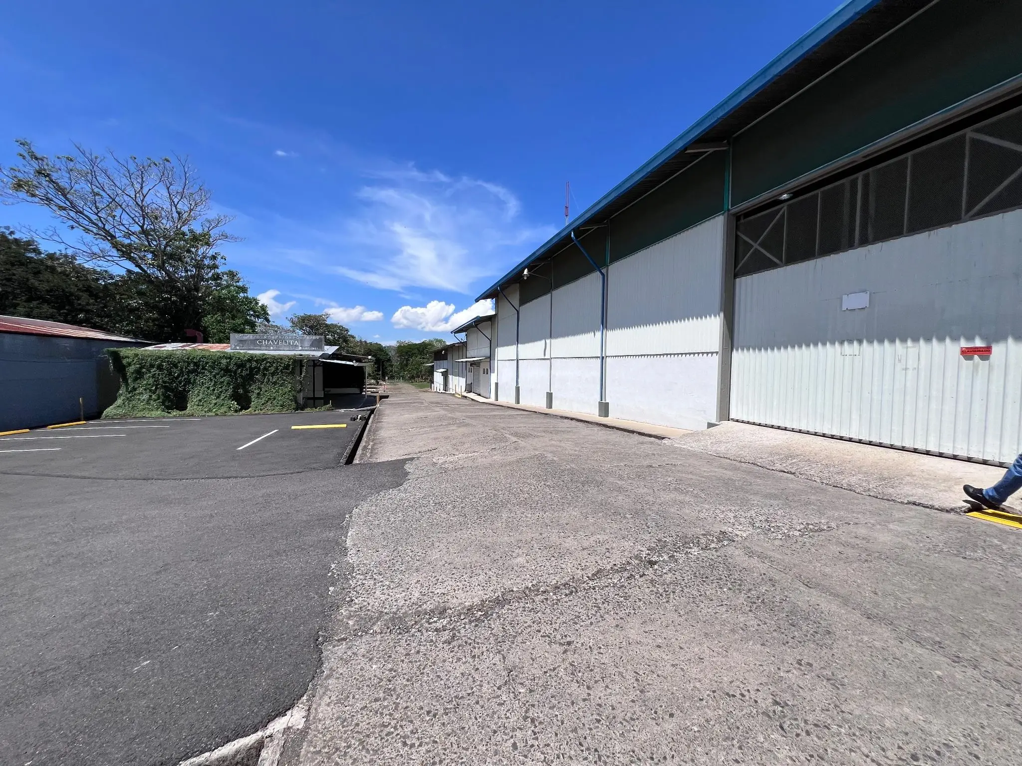 Alajuela Commercial Building: Prime Investment Opportunity - image 10