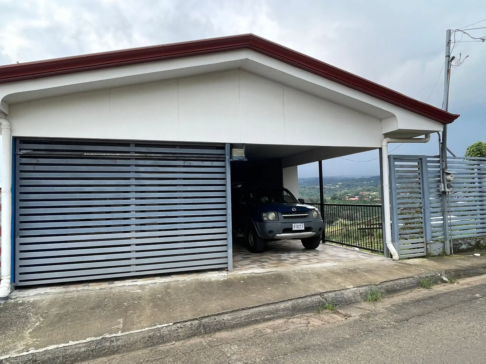 Charming 3-Bedroom Home in Poás with Scenic Views - Alajuela, Costa Rica - image 13