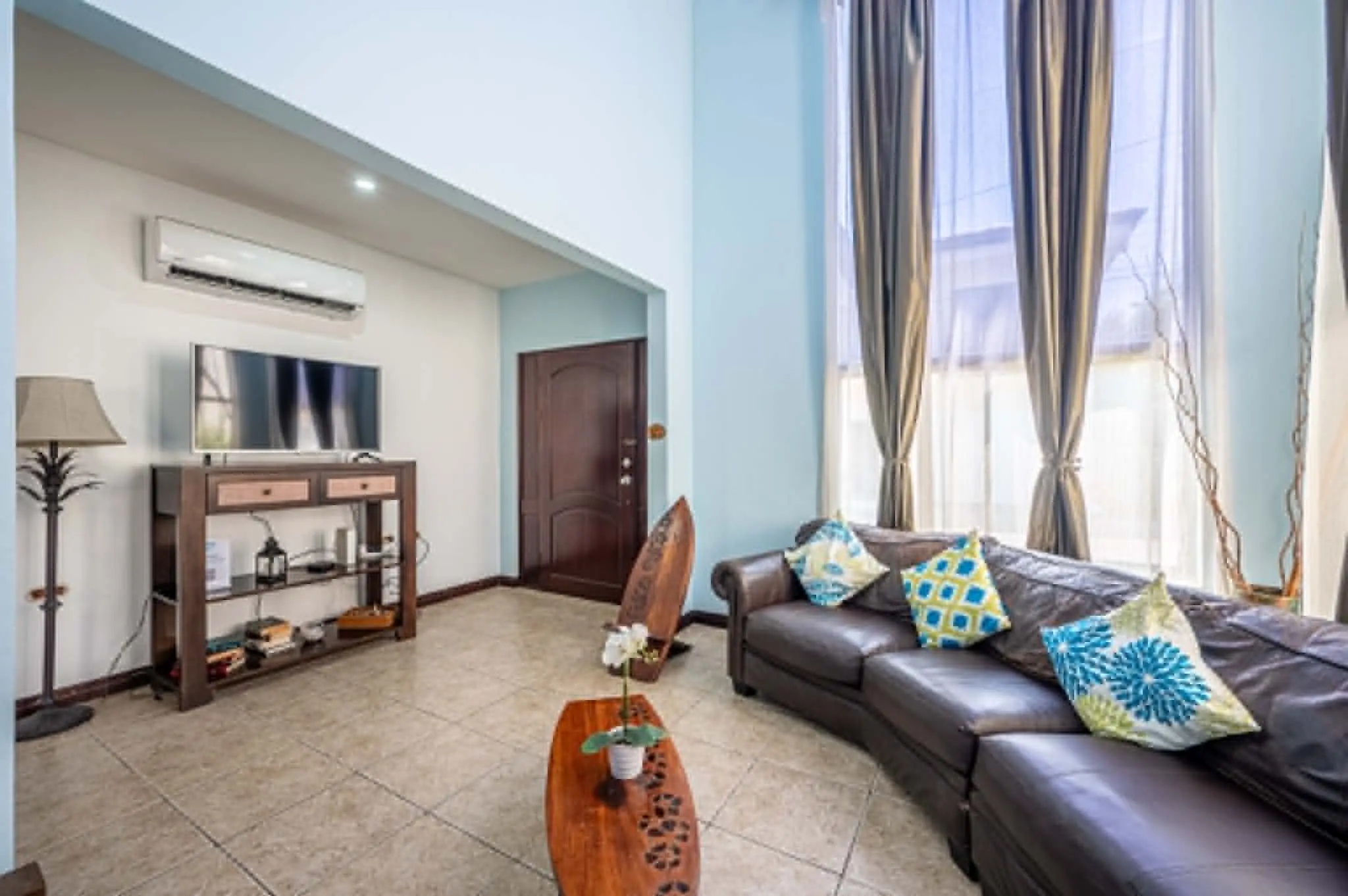Rare Opportunity in Jacó’s Only Oceanfront Gated Home Community - image 14