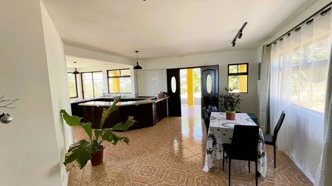 HOUSE FOR SALE WITH SPECTACULAR OCEAN VIEWS – SAN RAMON, ALAJUELA - image 8
