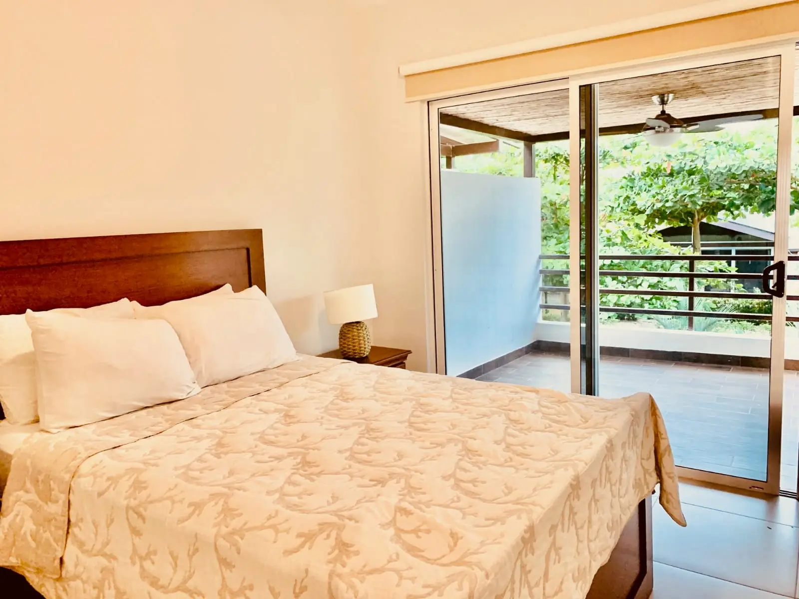 Stunning 4-Bedroom Turnkey Home in Prestigious Ciudad del Mar, Jaco - image 11