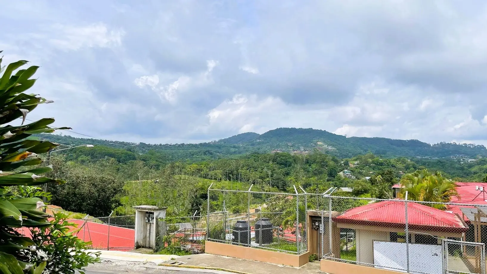 HOUSE & LARGE LOT FOR SALE IN SAN ISIDRO, SAN RAMON - image 13