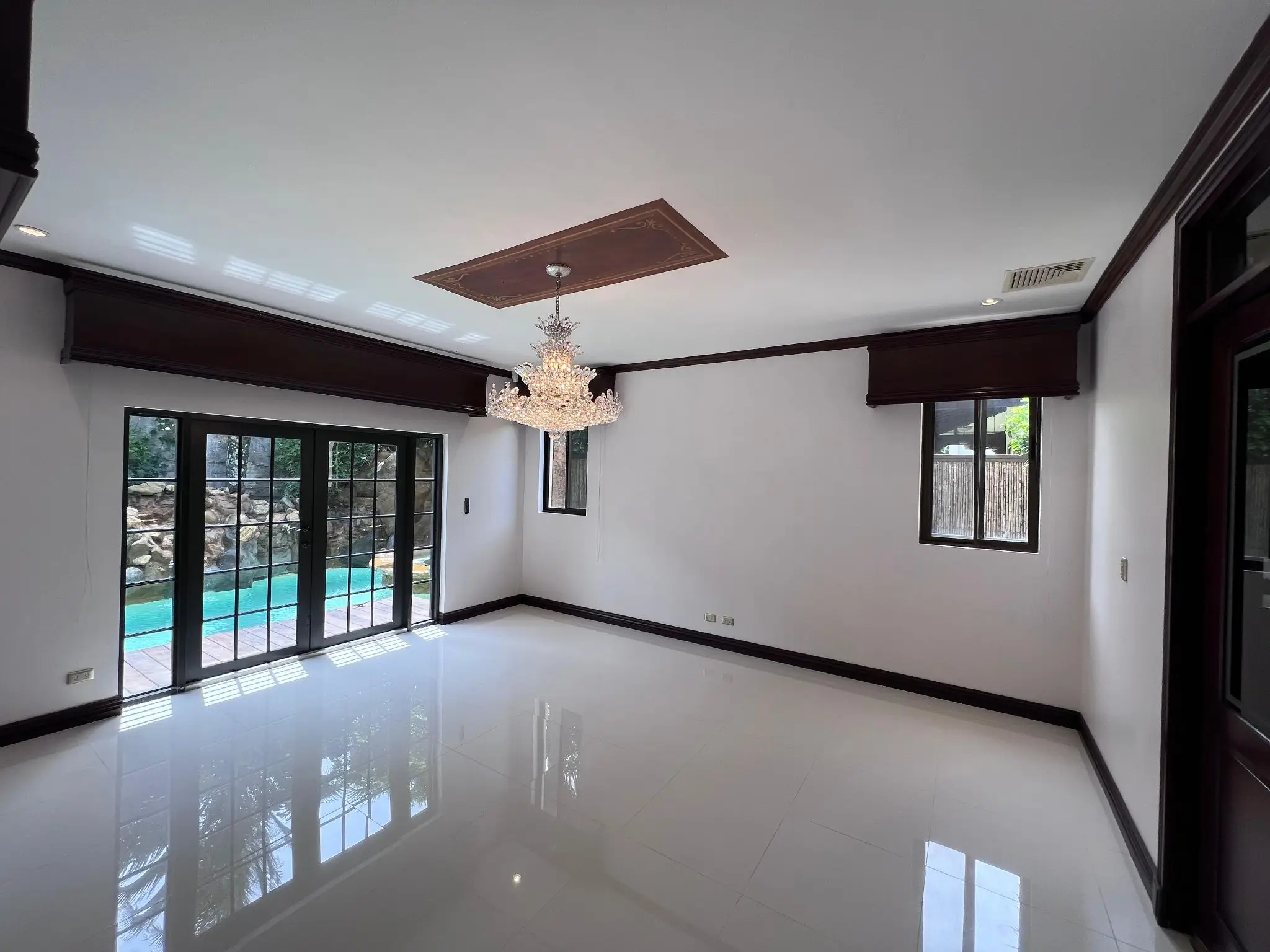 Luxury Estate in Hacienda Lindora, Santa Ana - image 5