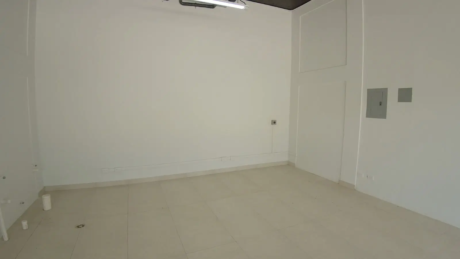 Brand New Commercial/Office Space in Prime Jacó Location  - image 3